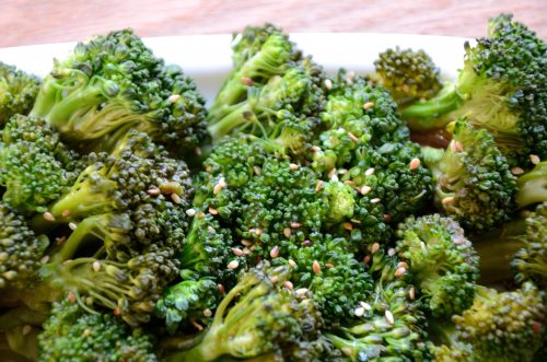 garlic-steamed-broccoli
