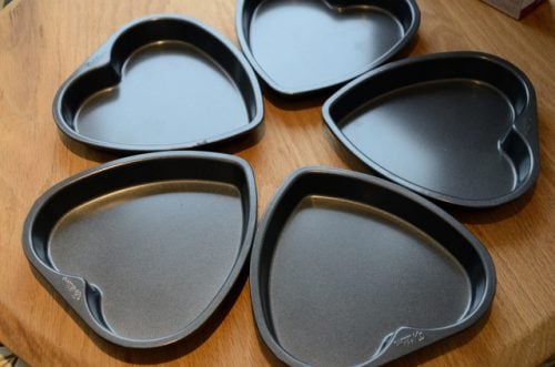 5 heart shaped cake pans