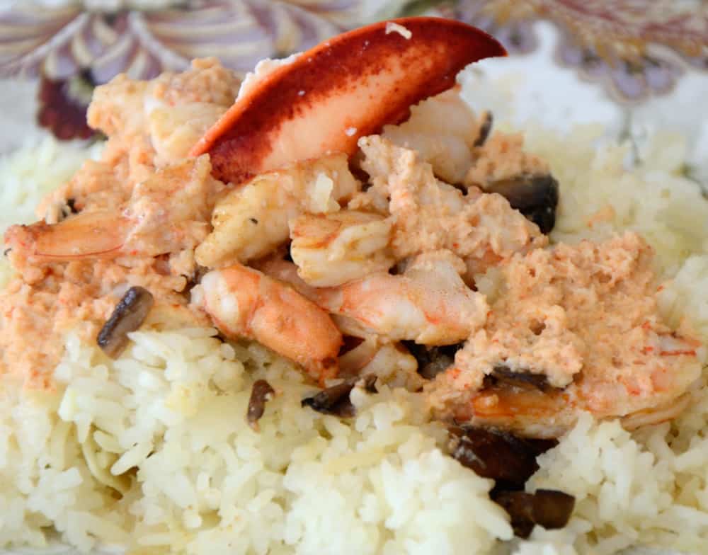 Creamy lobster in whisky sauce over a bed of rice.