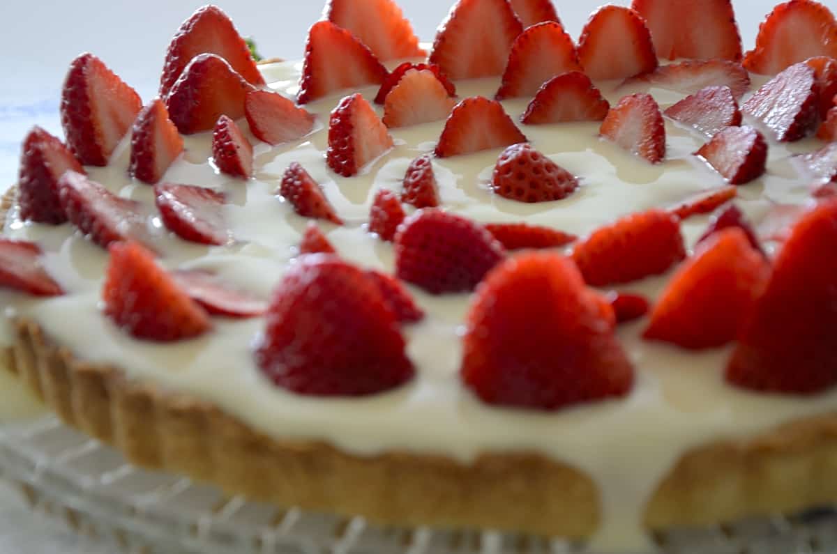 strawberry-custard-tart-1
