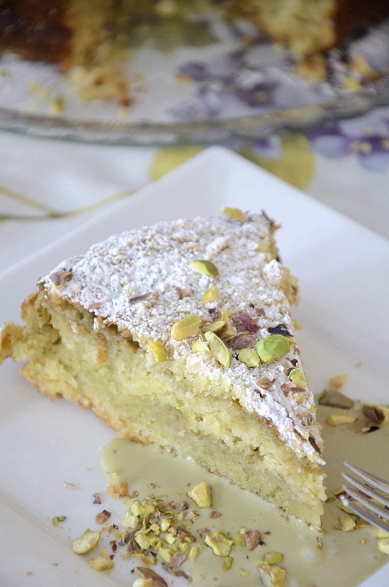 Pistachio Cream Crumb Cake